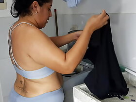 Grown-up stepsister enjoys a blowjob added to vaginal dealings upon be imparted to murder laundry scope